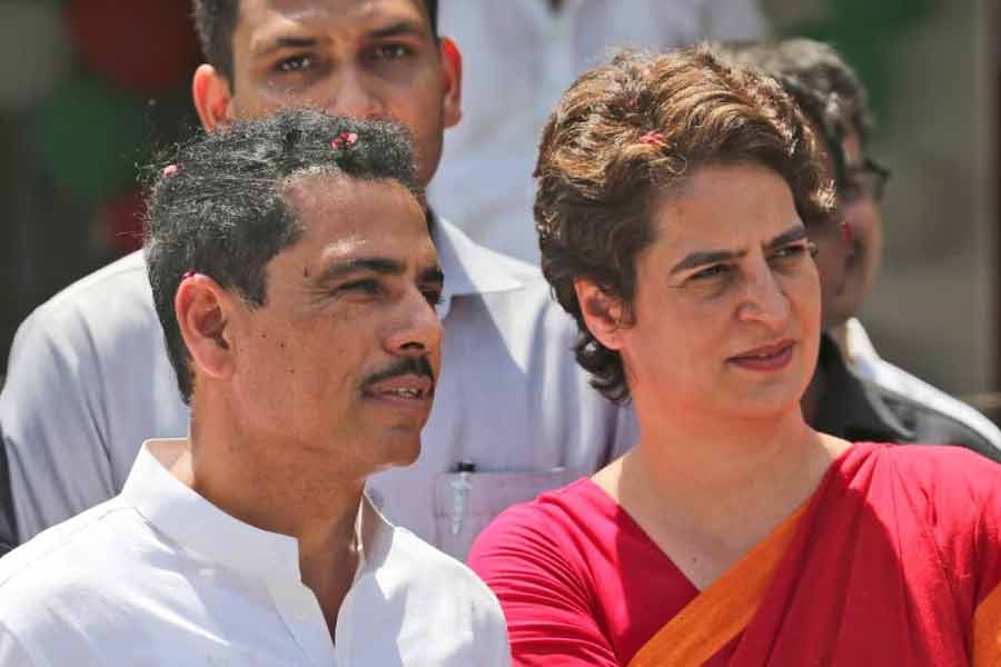 Robert Vadra said that entire country wants him to join politics