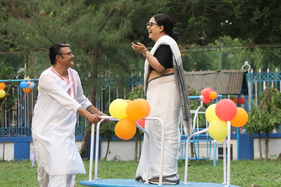 Film review of bangla film eta amader golpo