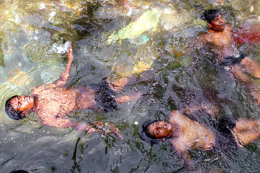 Weather office predicts relief from heatwave in South Bengal districts from Monday dgtl