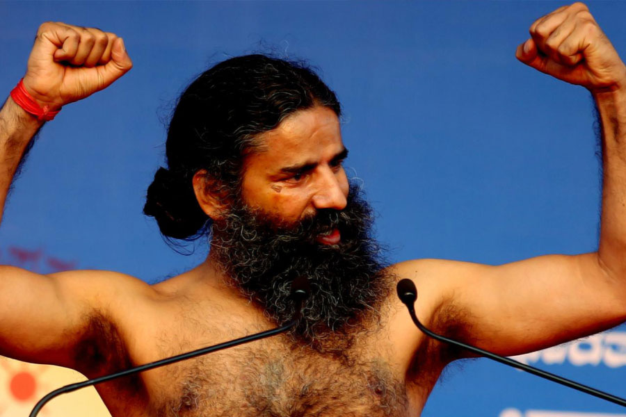 Couple donated island to YOGGURU Ramdev gave loan to start firm