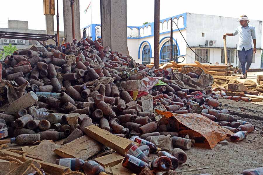 Jhalda Municipality is under questions after several syrup bottle were found lying near the building