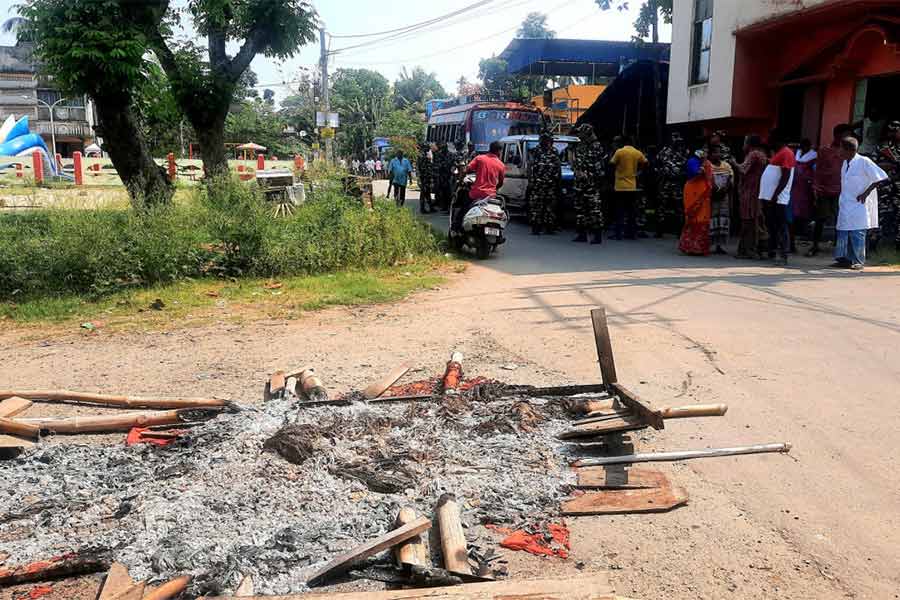 Lok Sabha Election 2024: CPIM party office vandalized and was set fire at Taherpur