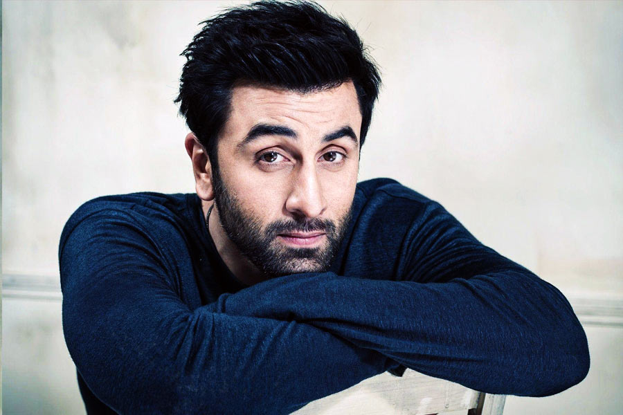 কপূর পরিবারের সদস্যেরা আবার রণবীরকে অন্য নামে ডাকেন। আদর করে অভিনেতাকে রেমন্ড নামে ডাকেন পরিবারের সকলে।