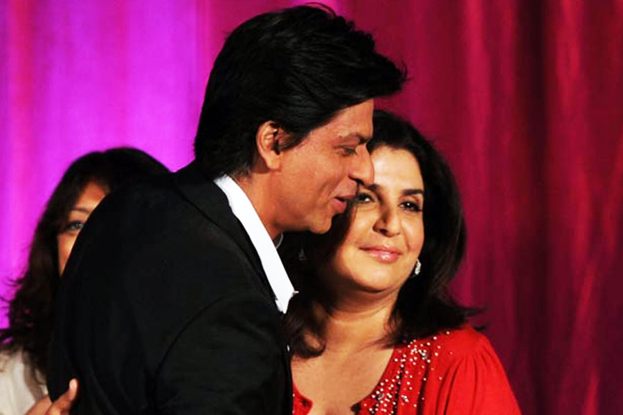 ২০০৪ সালে শাহরুখ খান অভিনীত ‘ম্যায় হুঁ না’ প্রেক্ষাগৃহে মুক্তি পায়। তার তিন বছর পর ২০০৭ সালে প্রেক্ষাগৃহে মুক্তি পায় শাহরুখ অভিনীত ‘ওম শান্তি ওম’। দু’টি ছবির পরিচালনার দায়িত্বে ছিলেন ফারহা খান। দু’টি ছবিই বক্স অফিসে হিট হয়।