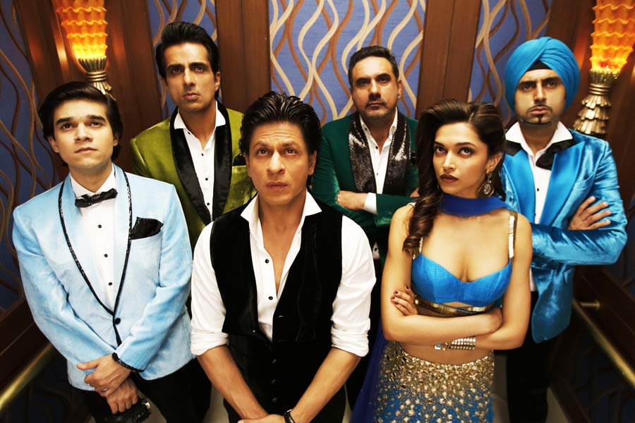 চার বছর পরিচালনা থেকে বিরতি নেওয়ার পর ২০১৪ সালে শাহরুখ অভিনীত ‘হ্যাপি নিউ ইয়ার’ ছবির হাত ধরে আবার ফিরে আসেন ফারহা। ফারহা পরিচালিত এই ছবিটি বক্স অফিসে সুপারহিট হয়। পরে অবশ্য আরও কোনও ছবি পরিচালনা করেননি তিনি।