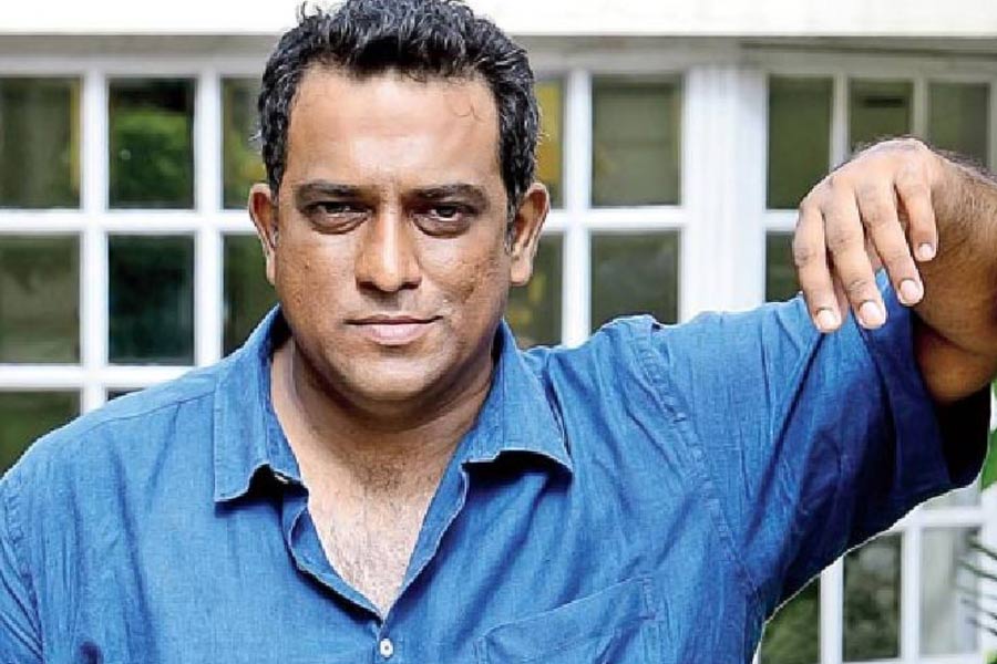 ২০০৩ সালে ‘সায়া’ ছবির মাধ্যমে পরিচালনা শুরু করেন অনুরাগ বসু। তার পর ‘মার্ডার’, ‘গ্যাংস্টার’ এবং ‘লাইফ ইন অ্যা… মেট্রো’ ছবিগুলির পরিচালনা করে খ্যাতি পান তিনি।