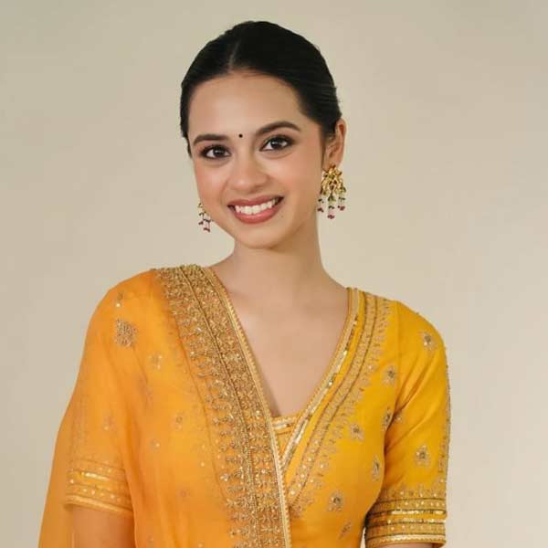 Meet the bollywood actress Nitanshi Goel, played the role of Phool Kumari in Laaptaa Ladies