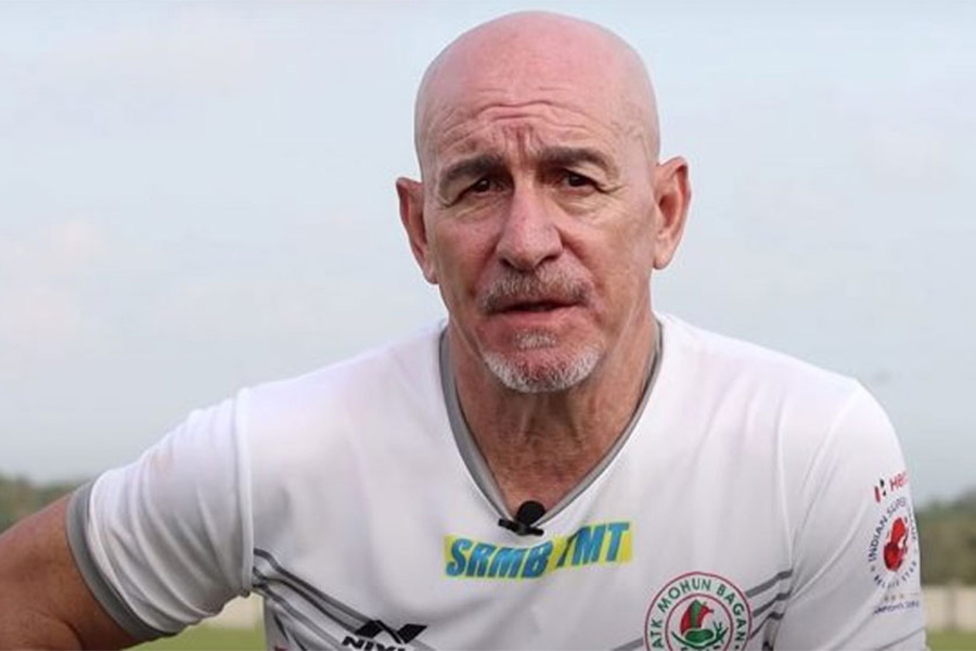 Concern rises for Antonio Lopez Habas ahead of the ISL final match of Mohun Bagan and Mumbai FC