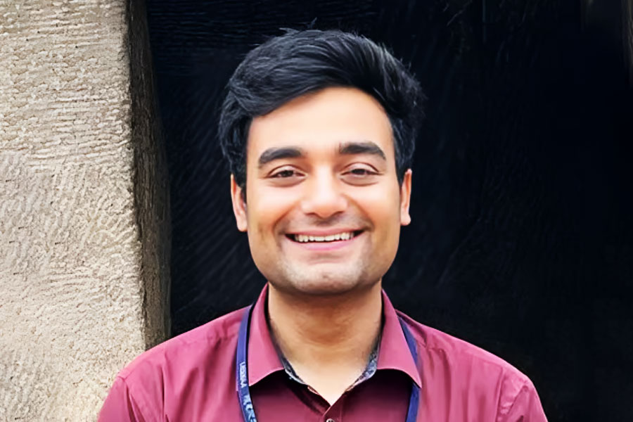 ইনস্টাগ্রামের অ্যাকাউন্টে তালা ঝোলানো থাকলেও সেখানে হিমাংশুর অনুগামীর সংখ্যা এখনও পর্যন্ত ২৭ হাজারের গণ্ডি পার করে ফেলেছে।