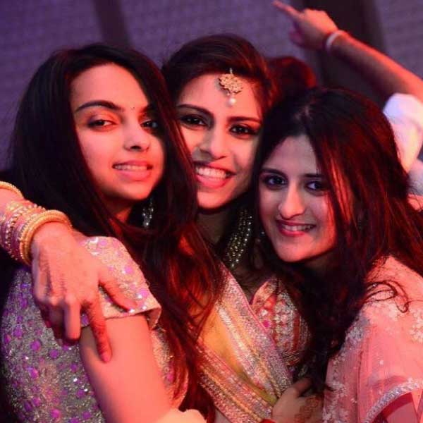 Meet Kiara Advani’s sister Ishita Advani, know about her personal life and career