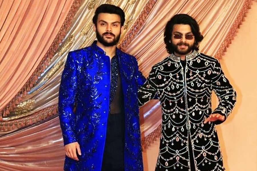 Meet Veer Pahariya, son of millionaire, worked as body double of Varun Dhawan, rumored boyfriend of Manushi Chillar