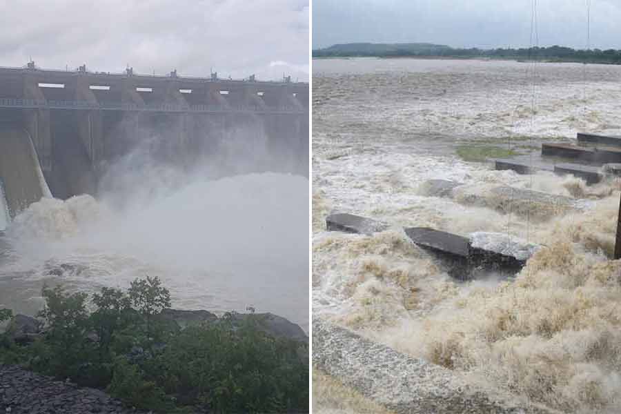Probability of flood increasing after barrages releasing water at bardhaman