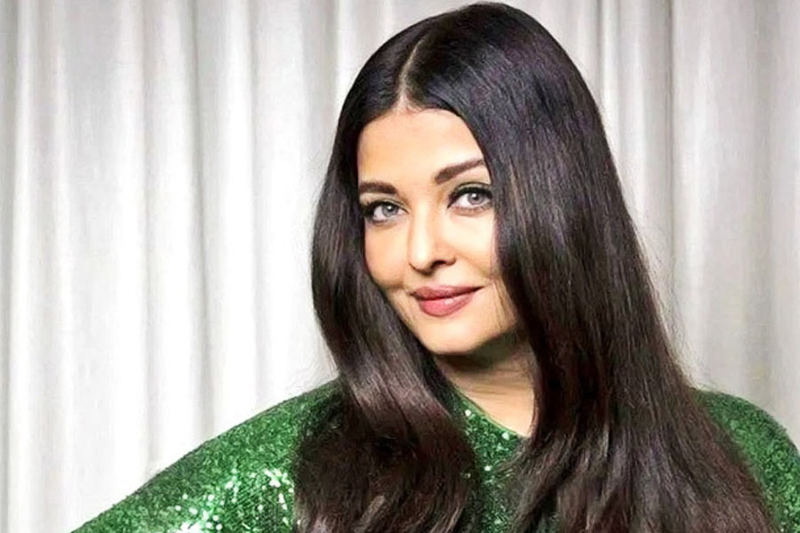 Know the educational qualifications of the members of Bachchan family 