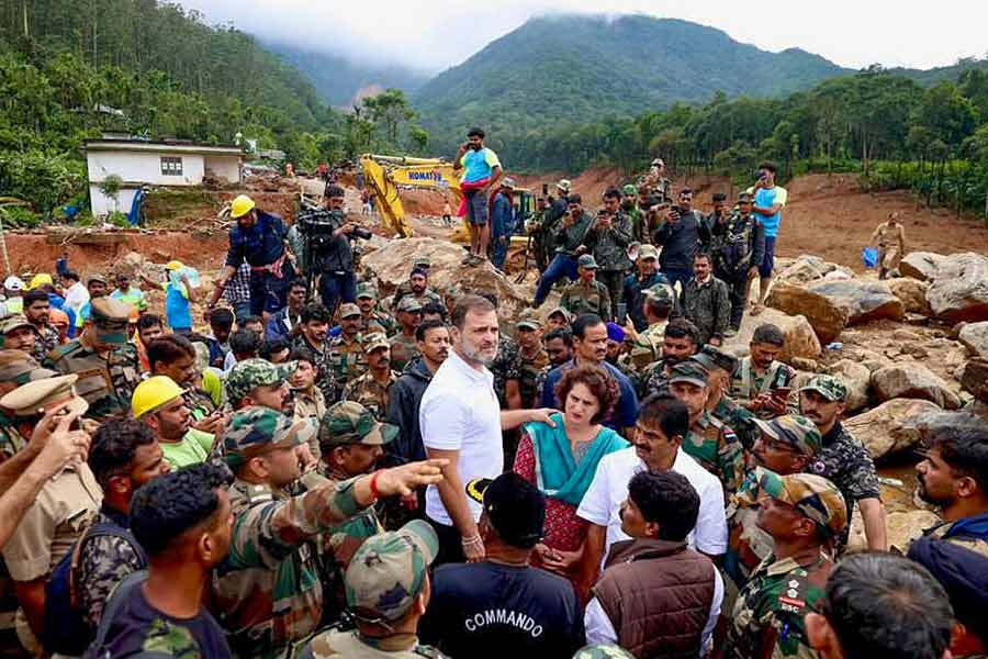 BJP leader V Muraleedharan cites a norm of UPA ruled government as demand of announcing Wayanad Landslide a National Disaster rises