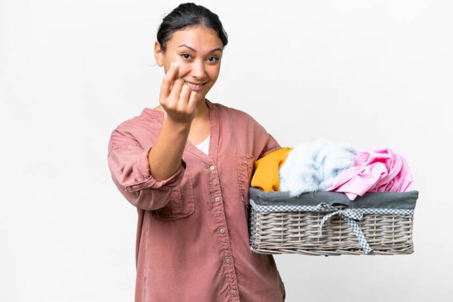 How to clean mud stains from cloths