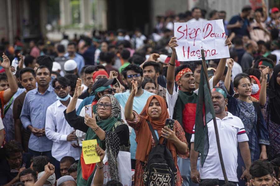 All needs to know about  Chief of Army Staff of the Bangladesh Army Waqar-uz-Zaman