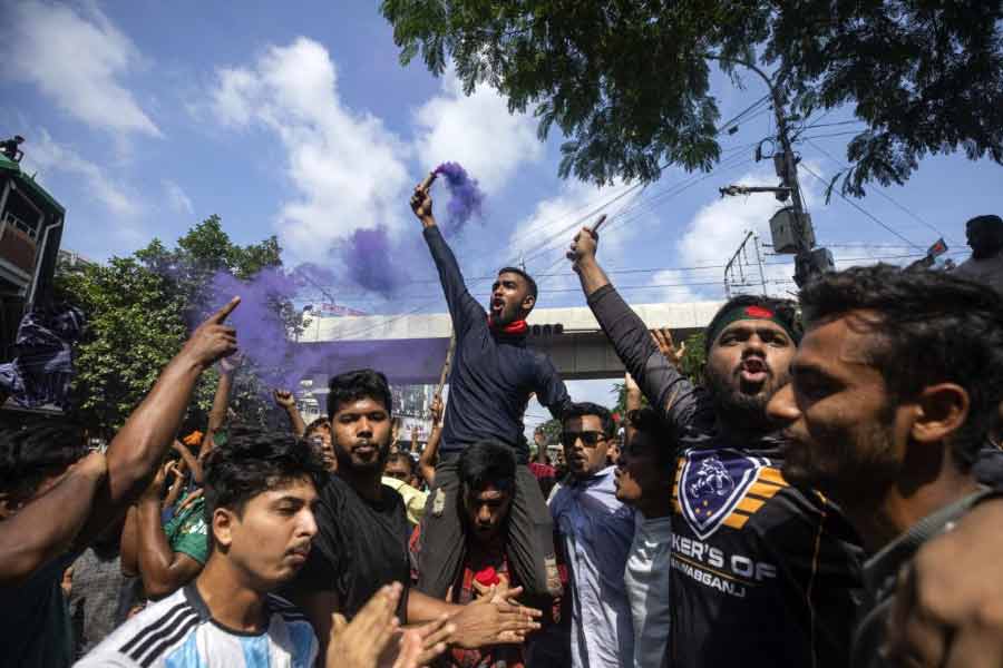 All needs to know about  Chief of Army Staff of the Bangladesh Army Waqar-uz-Zaman