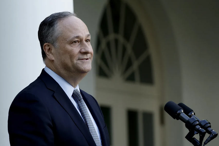 Kamala Harris’s husband admits to cheating on his first wife with nanny 