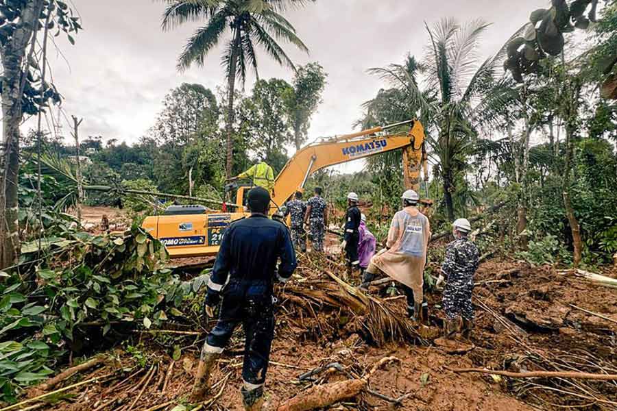 Wayanad death toll crosses 400 rescue operation in final stage focus on inaccessible areas