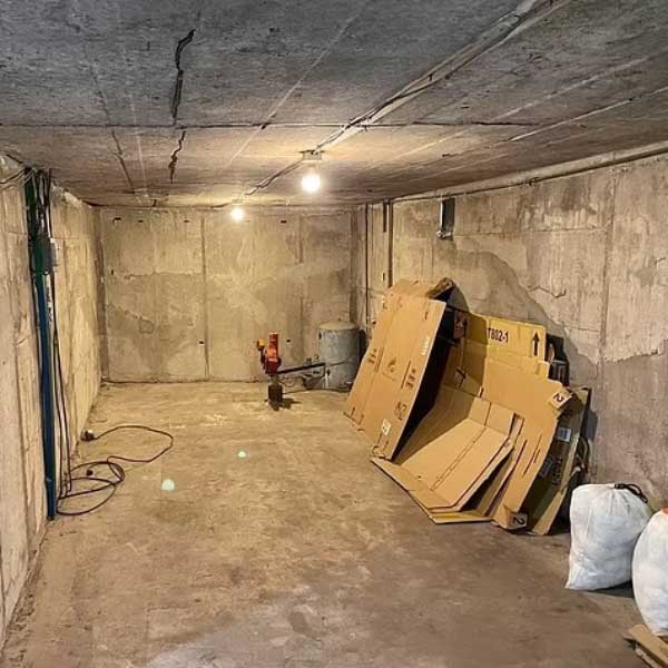 Couple discovers a small room in the backyard after buying new home in New Mexico