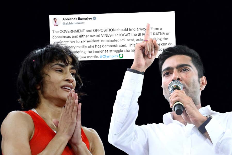 TMC MP Abhishek Mukherjee’s reaction on Vinesh Phogat\\\\\\\\\\\\\\\'s disqualification from Paris Olympics 2024