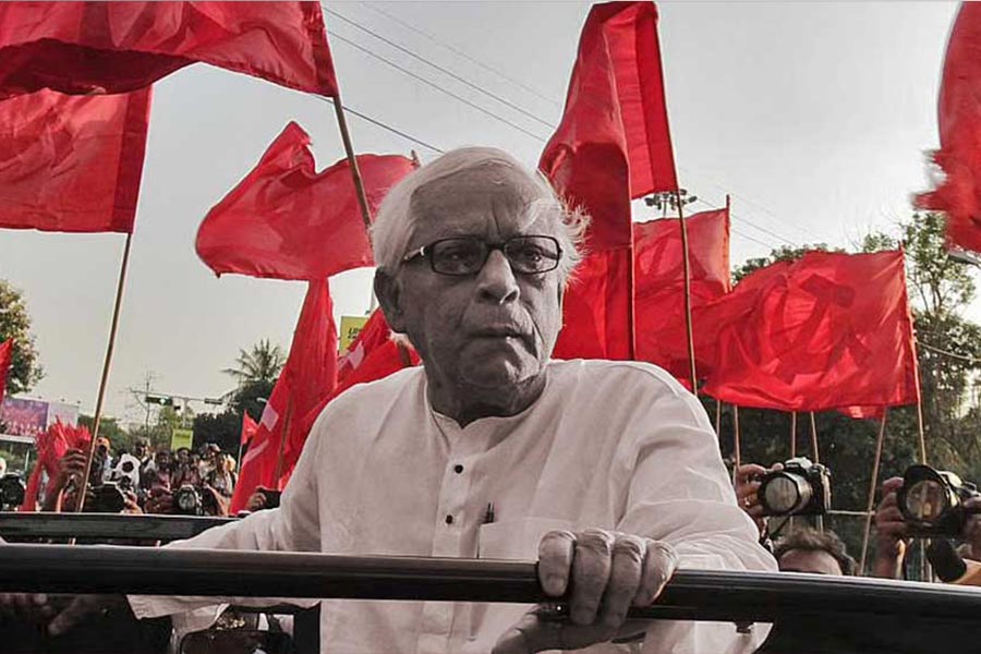 Adhir Ranjan Chowdhury remembers former West Bengal Chief Minister