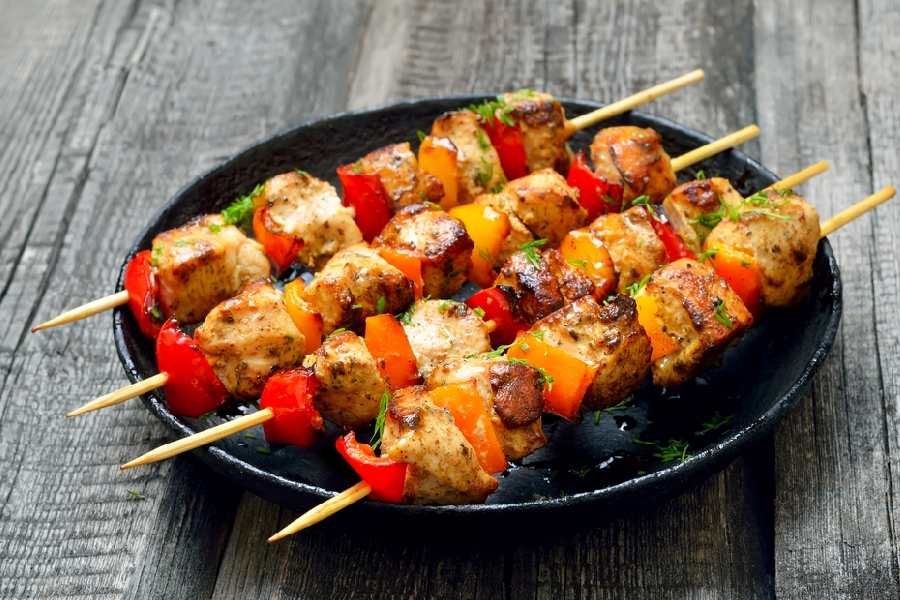 How to make delicious chicken shashlik