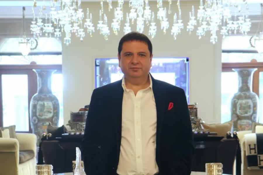 Yohan, Michelle Poonawalla buy 500 crore luxurious mansions in Mumbai 