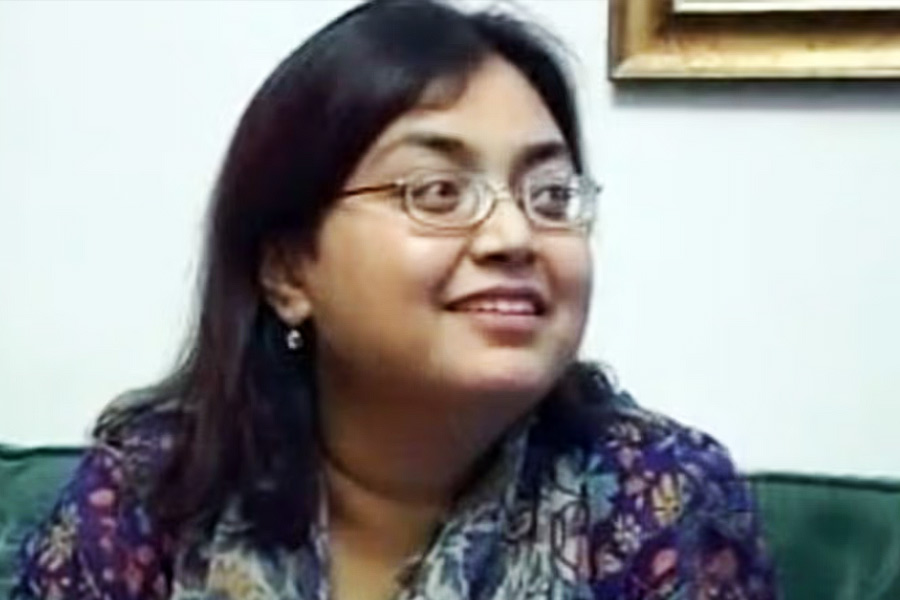 Cricketer Shoaib Malik and her wife Sana Javed went on vacation to Switzerland, here are the pictures