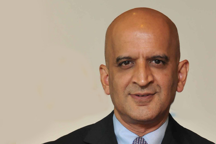 Hindenburg-Adani row, who is Madhabi Puri Buch and Dhabal Buch