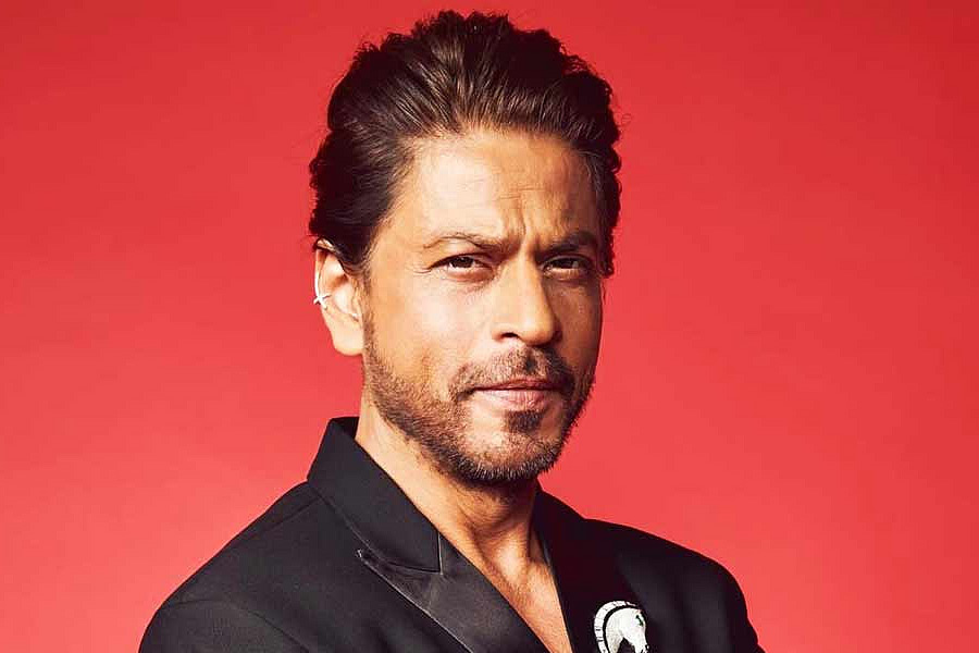 IAS officer Vikas Divyakirti slams Shah Rukh Khan starrer film Dar