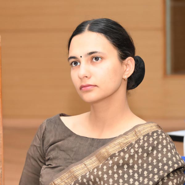 Meet social media star and IPS officer Aashna Chaudhary, who cracked UPSC exam in third attempt without coaching 