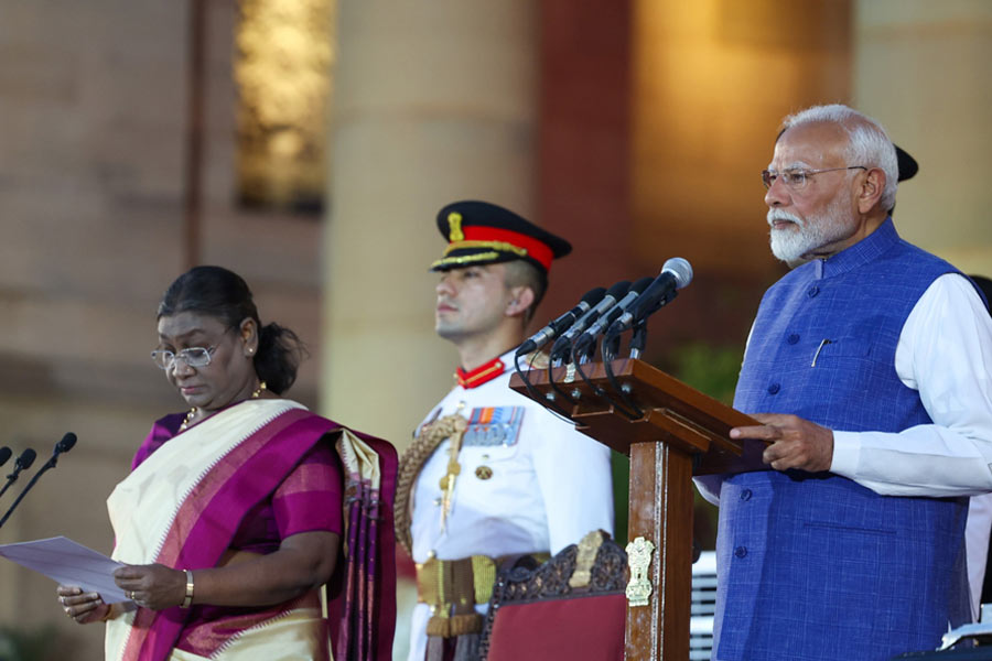 MEA clarifies that social media posts claiming Maldives handed over 28 islands to India are fake 