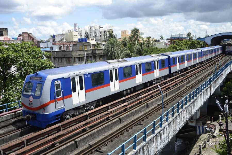 Fewer metro runs on Independence Day than other days in Kolkata Metro blue and green line