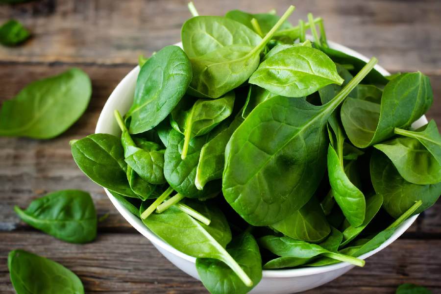 Safety measures to prevent infections from leafy green during monsoon