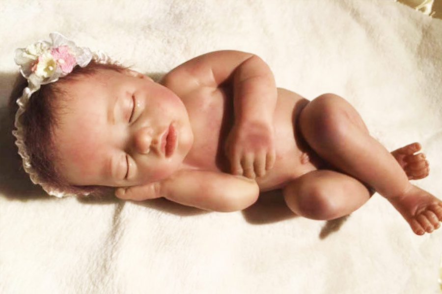 Reborn dolls, helps to cope up many women from miscarriage, dementia