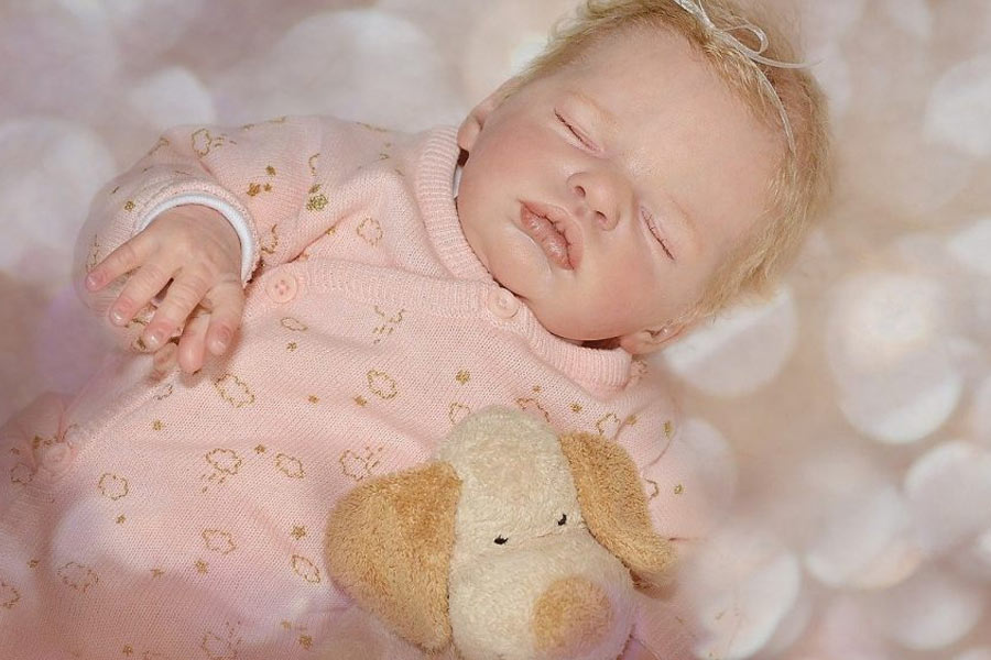 Reborn dolls, helps to cope up many women from miscarriage, dementia