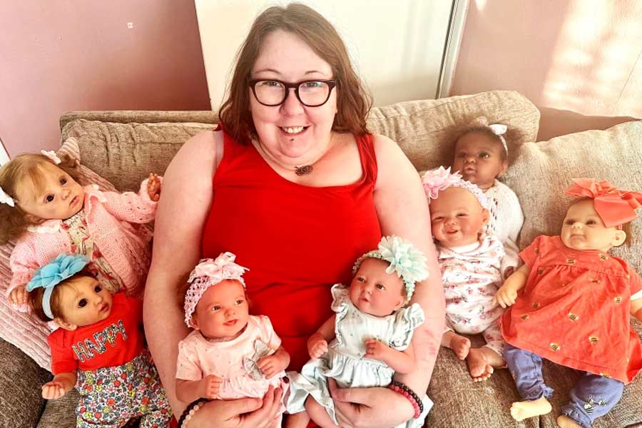 Reborn dolls, helps to cope up many women from miscarriage, dementia