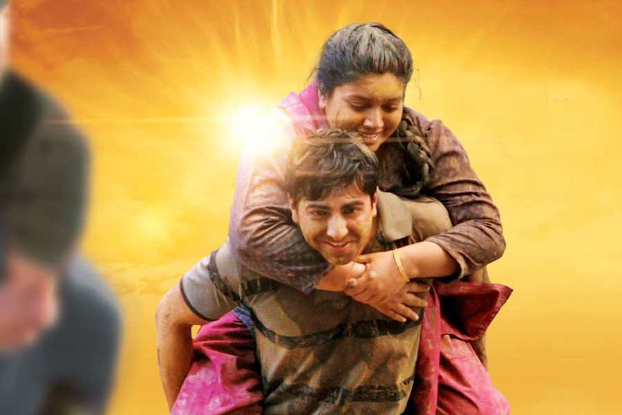 Bizarre Wife carrying world championship 