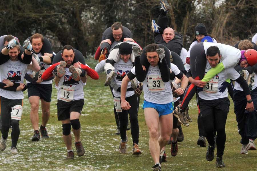 Bizarre Wife carrying world championship 