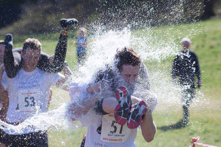 Bizarre Wife carrying world championship 