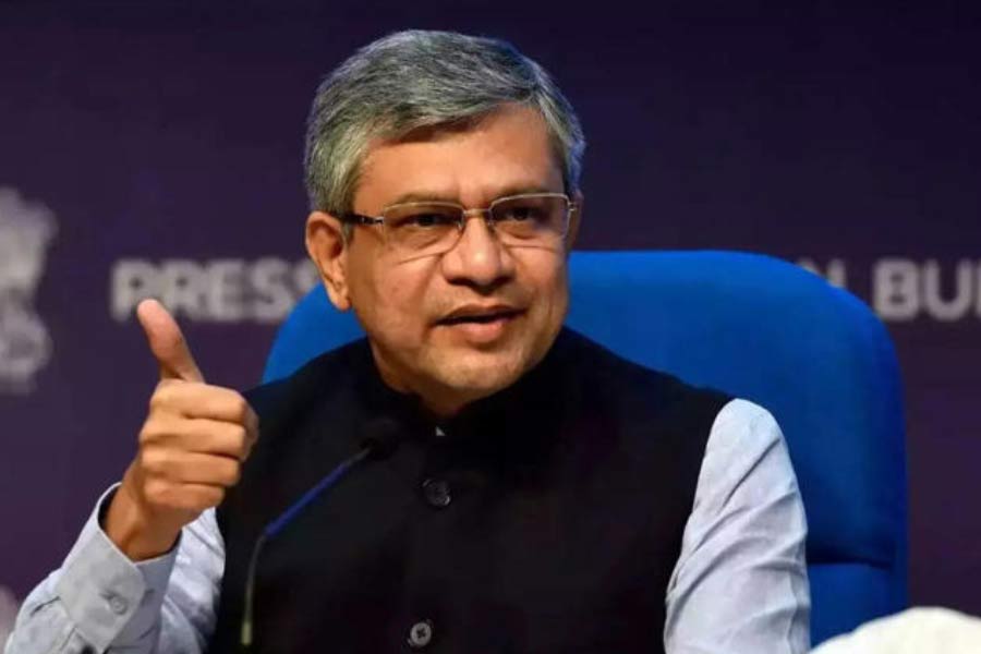 Facing controversy, government withdraws draft of broadcast bill 