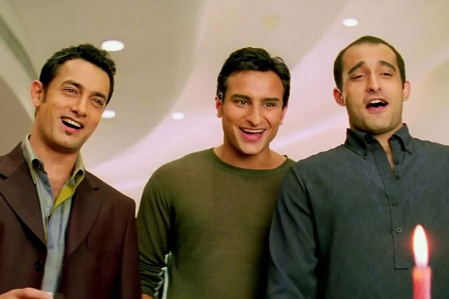 From Shah Rukh Khan to Hrithik Roshan, bollywood actors who rejected Farhan Akhtar’s Dil Chahta Hai movie