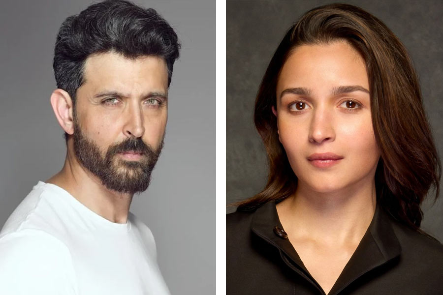 According to reports Hrithik Roshan will play Alia Bhatt’s mentor in Alpha