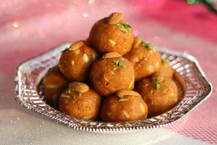 ওট্‌স লাড্ডু।