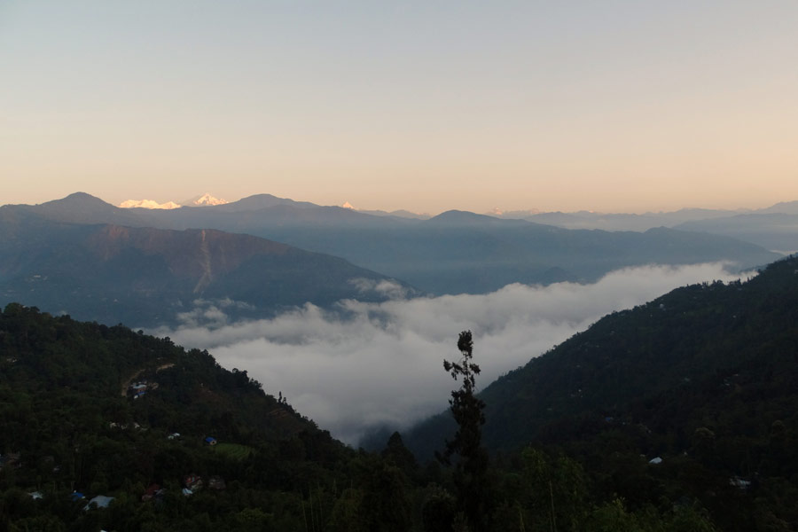 কালিম্পঙের  ছোট্ট অজানা গ্রাম লুংসেল।