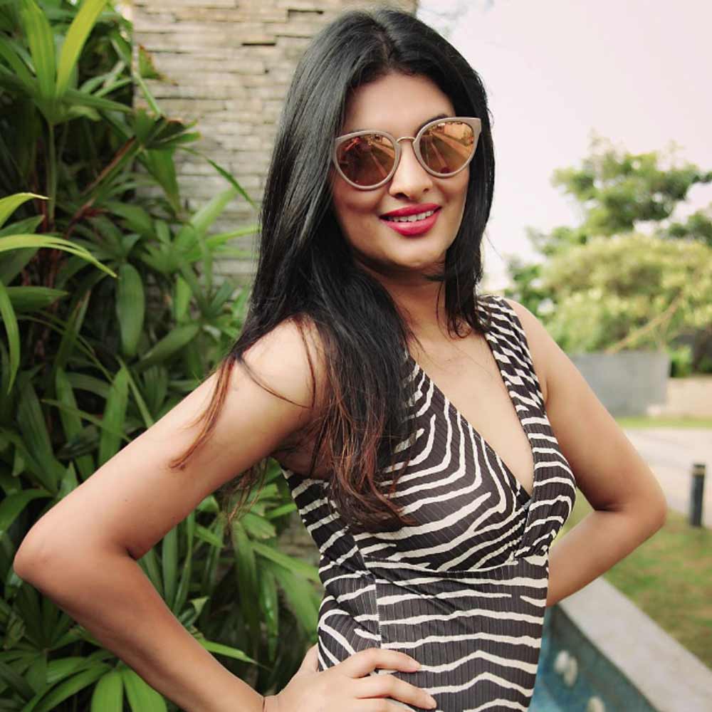 Meet Bollywood actress Sayali Bhagat, rumoured girlfriend of Pakistani cricketer Shoaib Malik 