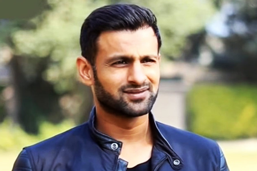 Meet Bollywood actress Sayali Bhagat, rumoured girlfriend of Pakistani cricketer Shoaib Malik 