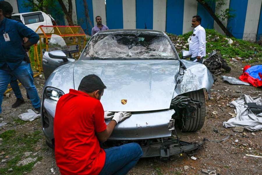 পুণে পোর্শেকাণ্ডে গ্রেফতার আরও দু’জন।