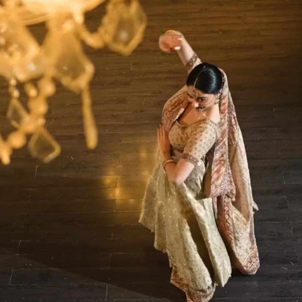 Meet Imanvi, the new co-star of Prabhas in period film, daughter of former Pakistani army officer 